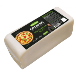 Сыр полутвердый Моцарелла, жир. 40%, 2,6кг, пленка, CooKing, Беларусь